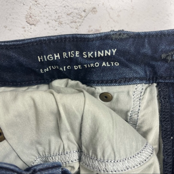 Universal Threads Jeans Darn Denim High Rise Skinny Size 4 - Picture 3 of 6